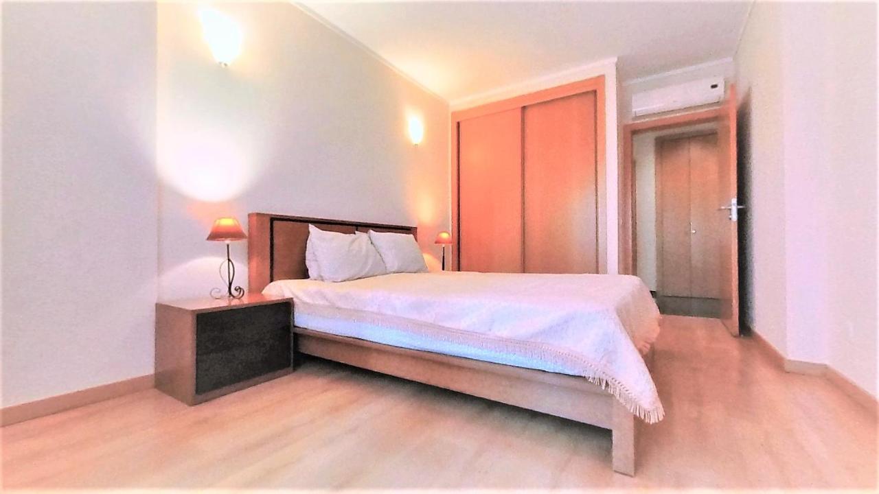 Apartamentos Turisticos Rocha Tower 4 بورتيماو المظهر الخارجي الصورة