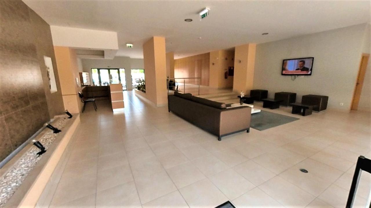 Apartamentos Turisticos Rocha Tower 4 بورتيماو المظهر الخارجي الصورة